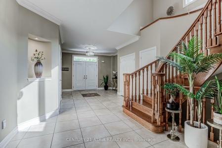 69 B ELM GROVE AVENUE, Richmond Hill, Ontario L4E 2V4, Canadá