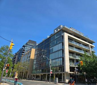 533 RICHMOND STREET W, Toronto, Ontario M5V 3Y1, Canadá