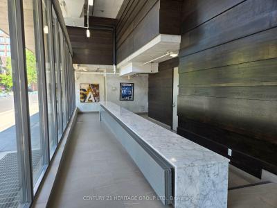 533 RICHMOND STREET W, Toronto, Ontario M5V 3Y1, Canada