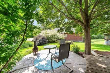 99 DUCHESS AVENUE, Lucan Biddulph, Ontario N0M 2J0, Canada