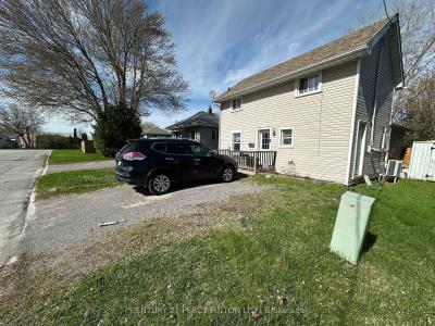 19 PELHAM STREET, Quinte West, Ontario K8V 5A8, Canada
