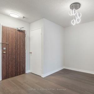 17 KNIGHTSBRIDGE ROAD, Brampton, אונטריו L6T 3X9, קנדה 