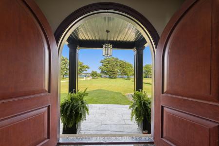 12679 NIAGARA PARKWAY, Niagara Falls, Ontario L2E 6S6, Canada