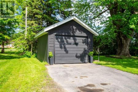 208 ANTHONY STREET, Cornwall, Ontario K6H 5K3, Canada