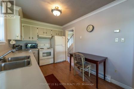 1 PARADISE BOULEVARD, Ramara (brechin), Ontario L0K 1B0, Canada