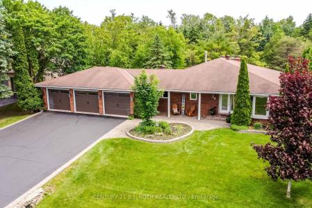 34 CAIRNS BOULEVARD, Springwater, Ontario L9X 0N8, Canadá
