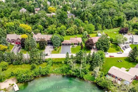 34 CAIRNS BOULEVARD, Springwater, Ontario L9X 0N8, Canadá