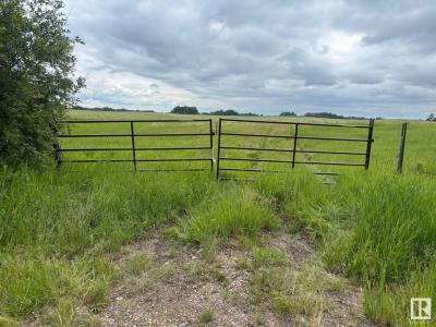 56529 RGE ROAD 34, Rural Lac Ste. Anne County, Alberta T0E 1A0, Canada
