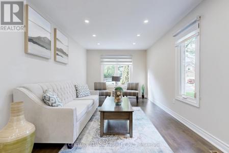 60 STEEPLEVIEW CRESCENT, Richmond Hill (north Richvale), Ontario L4C 9R3, Canada