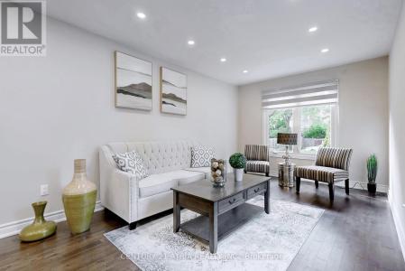 60 STEEPLEVIEW CRESCENT, Richmond Hill (north Richvale), Ontario L4C 9R3, Canada