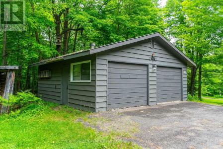 1553 KUSHOG LAKE ROAD, Algonquin Highlands (stanhope), オンタリオ K0M 1S0, カナダ