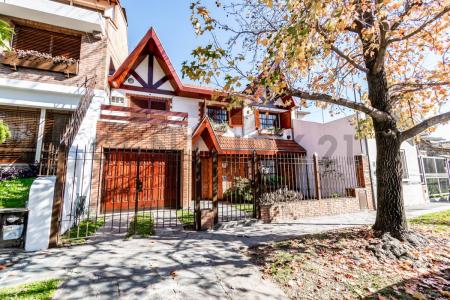 Coronel Uzal , Vicente López, GBA Norte 00001, 아르헨티나