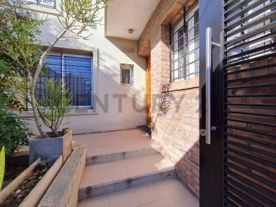 20 e/ 168 y Av Montevideo 4607, Berisso, GBA Sur 1923, Argentinien
