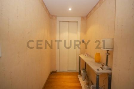 Barzana 2167, Villa Urquiza, Capital Federal 1425, Argentine