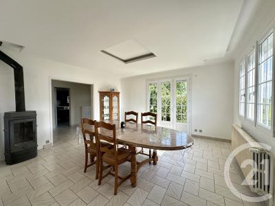 Brou, Centre 28160, France