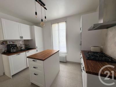 Conflans Ste Honorine, Île-de-France 78700, アキタン