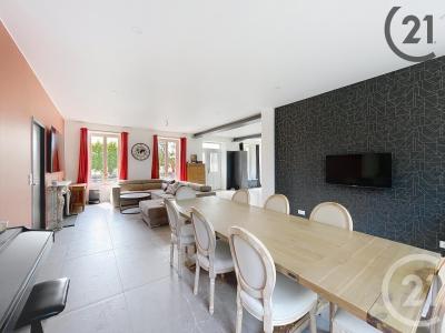 Champs Sur Yonne, Bourgogne 89290, Francia