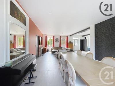 Champs Sur Yonne, Bourgogne 89290, Francia
