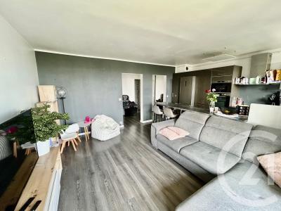 Clichy, Île-de-France 92110, France