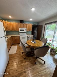 680 3rd Avenue, Dickinson, North Dakota 58601