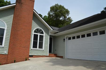 9822 Hamby Road, Soddy Daisy, Tennessee 37379, HOA KỲ