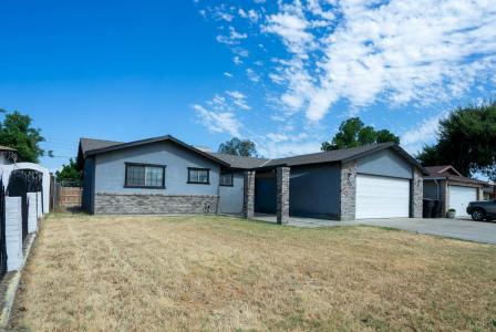 735 Manor Avenue, Hanford, Californie 93230, États-Unis
