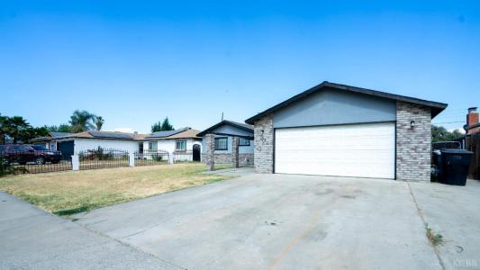 735 Manor Avenue, Hanford, Californie 93230, États-Unis