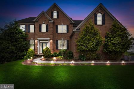 6 Monet Court, Monmouth Junction, NJ 08852, USA