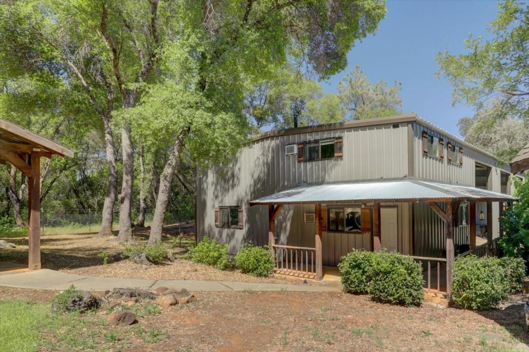 17620 Red Ball Circle, Grass Valley, California 95949