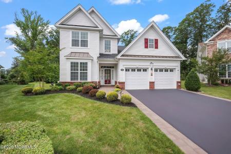 86 Legacy Court, Freehold, Нью-Джерси 07728, Соединенные Штаты