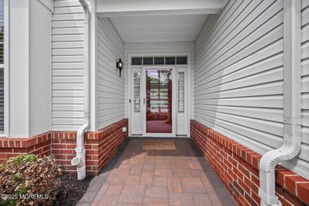 86 Legacy Court, Freehold, Нью-Джерси 07728, Соединенные Штаты