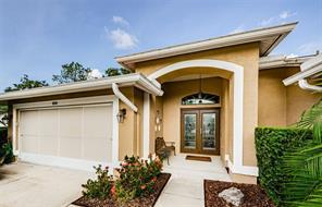 9719 OAKWOOD HILLS CT, New Port Richey, Flórida 34655, Estados Unidos
