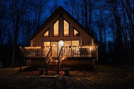 460 Maxatawny Drive, Pocono Lake, Pennsylvania 18347