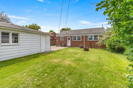 30345 Rush Street, Garden City, Michigan 48135, États-Unis
