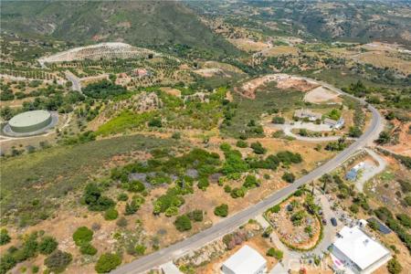 56 Via Escalon, Temecula, California 92590