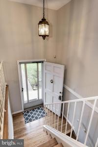 10107 Forest Avenue, Fairfax, Virginia 22032, USA