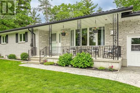 10211 LAKEVIEW AVENUE, Lambton Shores (grand Bend), Ontario N0M 1T0, Canada