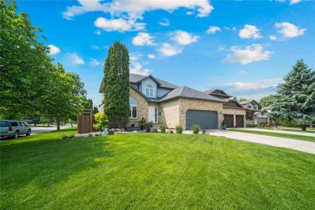 40 GNAPP COVE, Winnipeg, Manitoba R3R 3V8, Canada