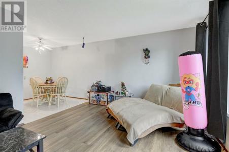 9707 69 AVENUE, Grande Prairie, Alberta T8V 5E4, Canada
