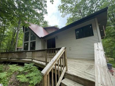 2429 Wolverine Court, Farwell, Michigan 48622, Amerika Birleşik Devletleri