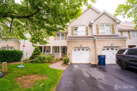 141 Briarwood Drive, North Brunswick, ニュージャージー 08902, アメリカ合衆国