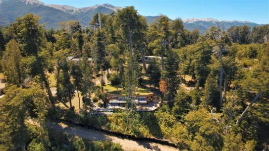 Blvd. Quetrihue 488, Villa La Angostura, Neuquén 8407, Argentina