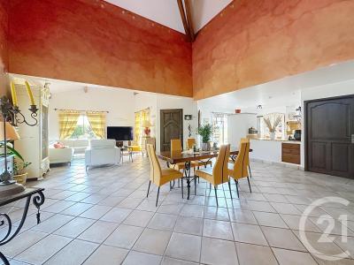 Pessat Villeneuve, Auvergne 63200, France