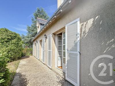 St Cyr Sur Loire, Centro 37540, França
