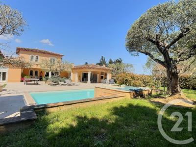 Roquebrune Sur Argens, Provence-Alpes-Côte D'Azur 83520, France