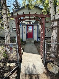 125 CHARLES STREET, Fairbanks, Аляска 99701, Соединенные Штаты