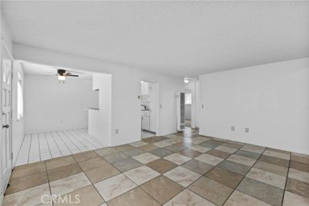 315 S Mistletoe Av, San Jacinto, California 92583