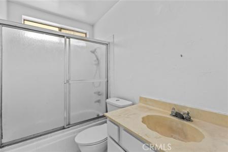 315 S Mistletoe Av, San Jacinto, California 92583