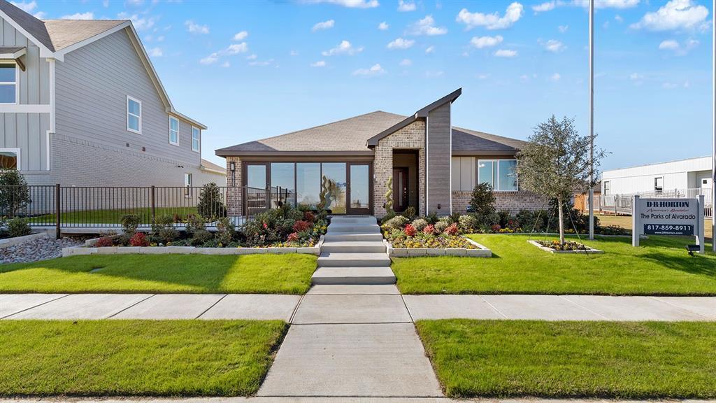 1525 CENTRAL PARK DR, Alvarado, Texas 76009, États-Unis