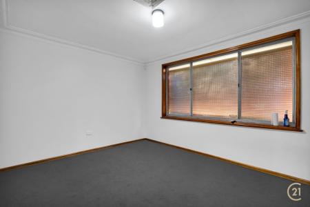 36 Myee Road, Macquarie Fields, NSW 2564, Australia